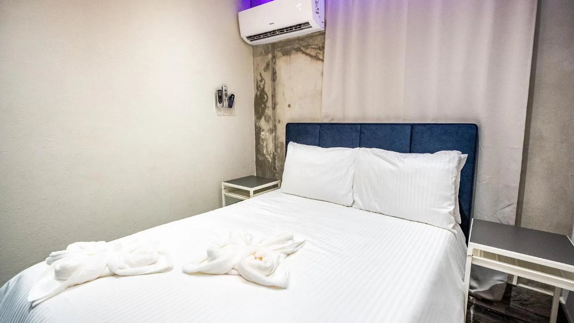 Tapia Haus 103 - Beach Vibes Within Walking Distance San Juan Hotel