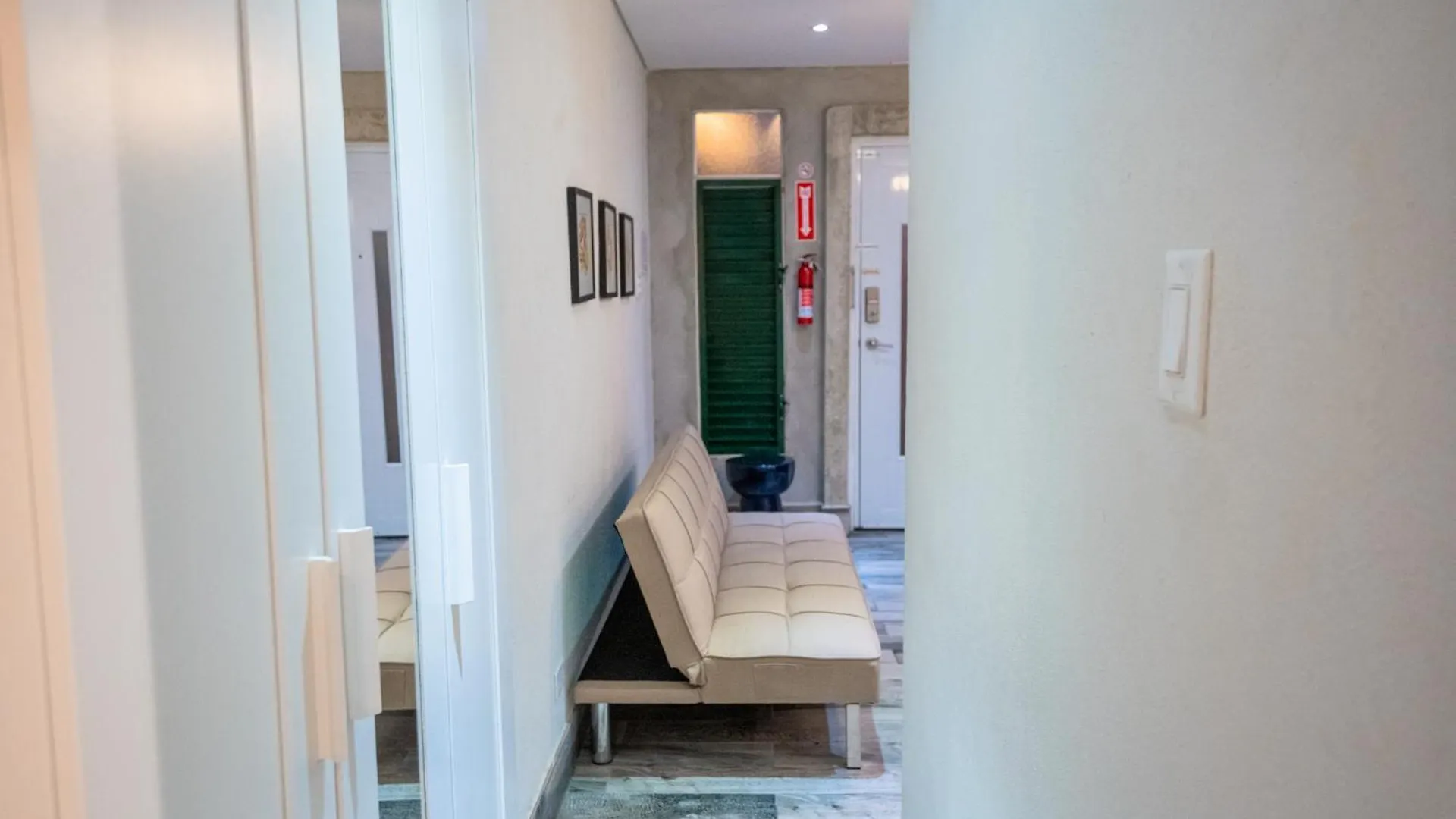 Tapia Haus 103 - Beach Vibes Within Walking Distance San Juan Hotel