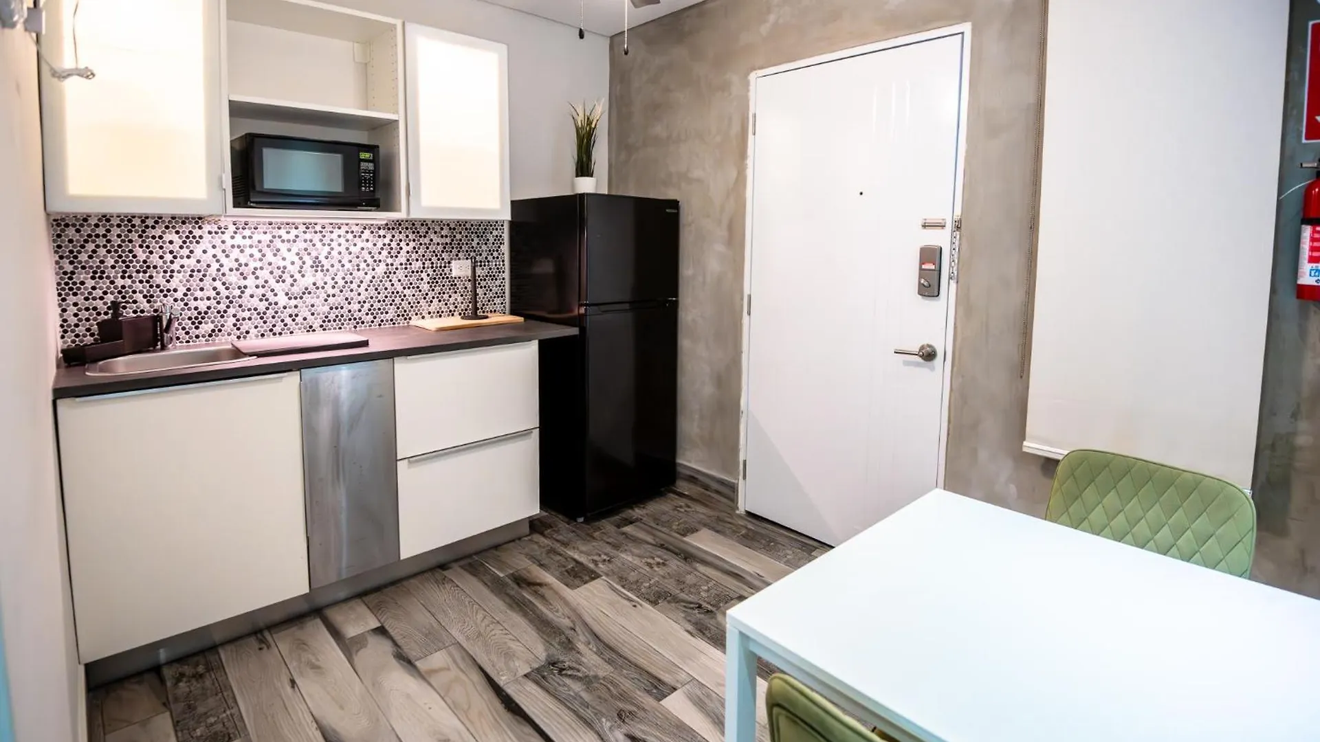Tapia Haus 103 - Beach Vibes Within Walking Distance Сан-Хуан