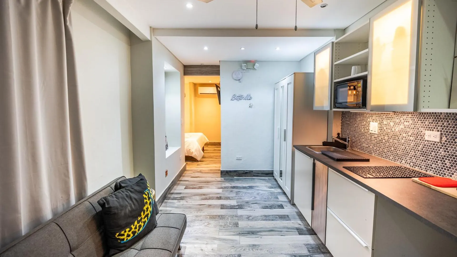 Tapia Haus 103 - Beach Vibes Within Walking Distance Σαν Χουάν 3*,