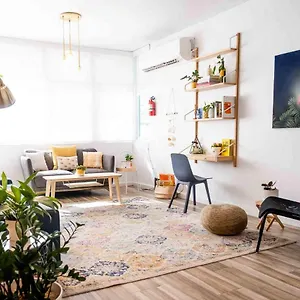 Santurcia (adults Only) ホステル
